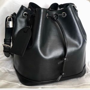 Louis Vuitton Petite Noe